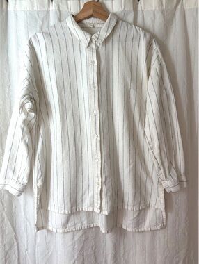 Basic Eileen Fisher Petite Small White Striped Button-Up Shirt #classic #travel